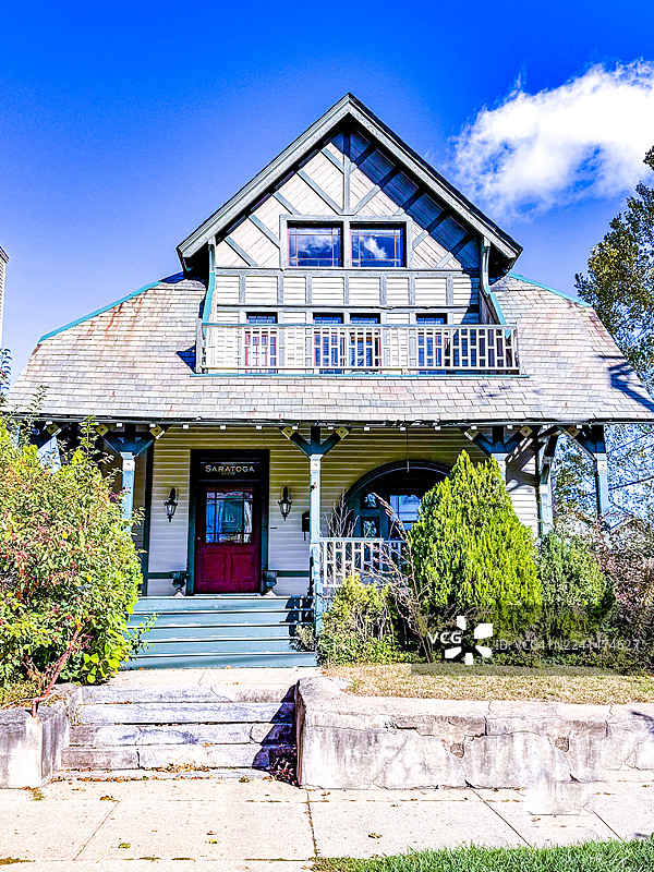 前阿迪朗达克铁路总部和站房，现为公寓楼，萨拉托加泉图片素材