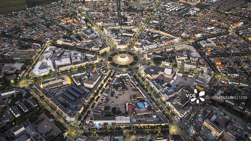 新疆特克斯八卦城中心区航拍图图片素材