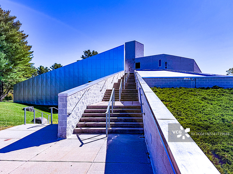 斯基德莫尔学院（Saratoga Springs）唐教学博物馆通往屋顶的楼梯图片素材