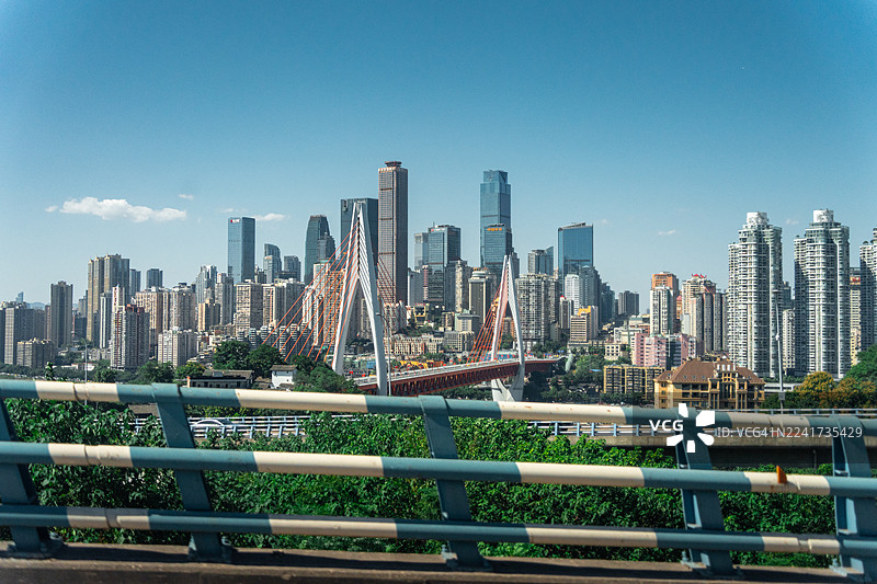 重庆的现代建筑与天际线图片素材