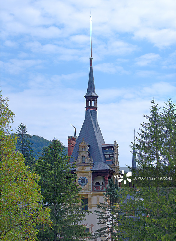 佩莱斯城堡的塔楼图片素材