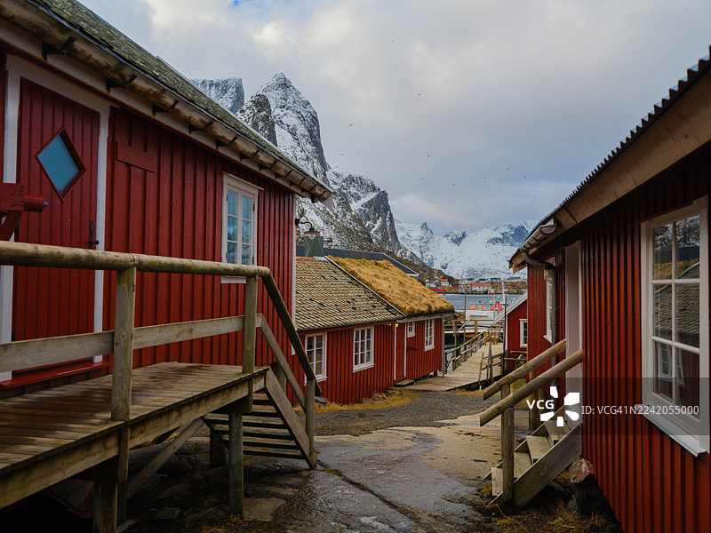 冬季洛夫特群岛的 the atmospheric 渔村图片素材