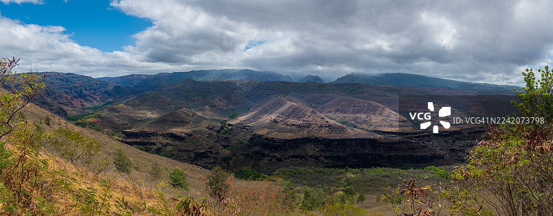 位于考艾岛西部的怀梅阿峡谷，被誉为“太平洋上的大峡谷”。图片素材