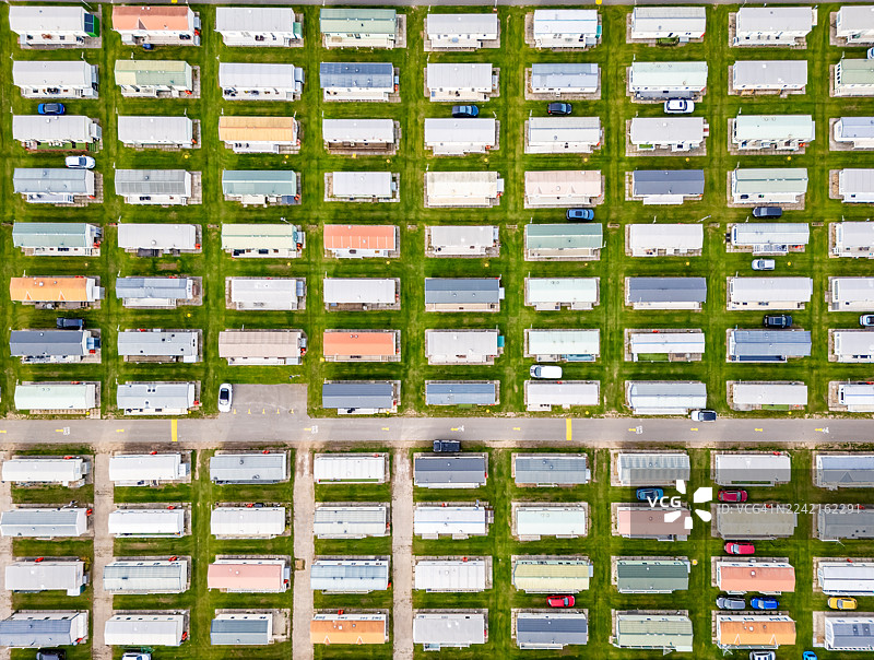 整齐排列的静态房车之家图片素材