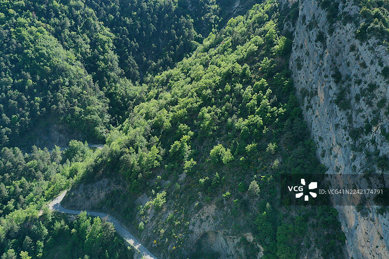 法国滨海阿尔卑斯省，艾格隆钟山谷，埃斯特龙谷图片素材