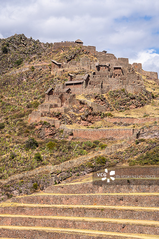 秘鲁皮萨克印加城堡和梯田图片素材