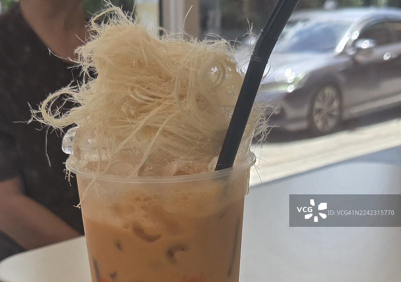 棉花糖煎饼配泰式奶茶图片素材