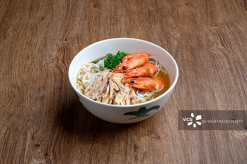 鸡肉虾仁河粉图片素材