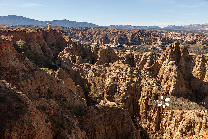 格拉纳达地质公园的岩石构造，来自“世界尽头观景点”（El mirador del fin del mundo）图片素材