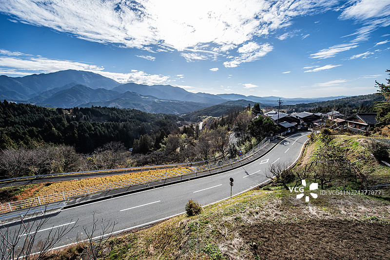 日本本州中山道徒步路线上的木曾谷之路图片素材