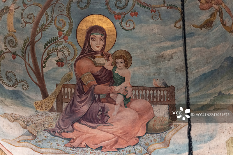 东正教教堂内的宗教圣像。图片素材