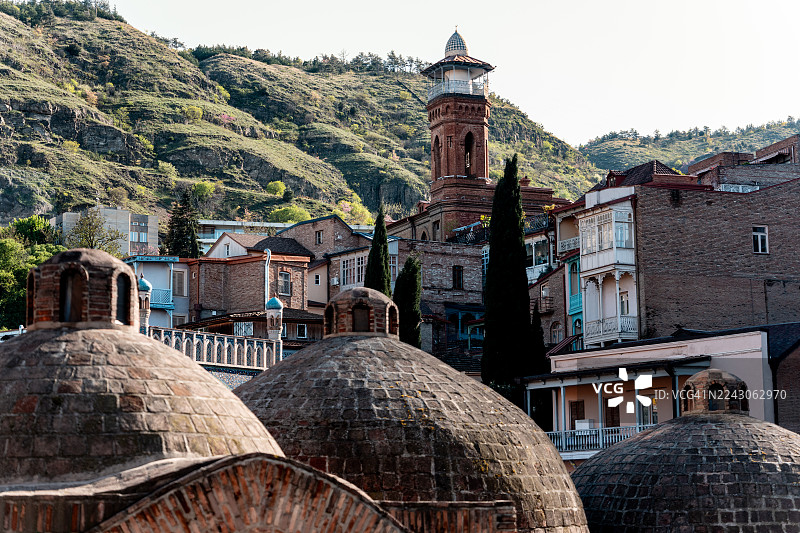第比利斯老城区的硫磺浴池穹顶。图片素材