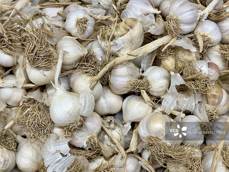 新鲜大蒜蒜头堆叠背景图片素材