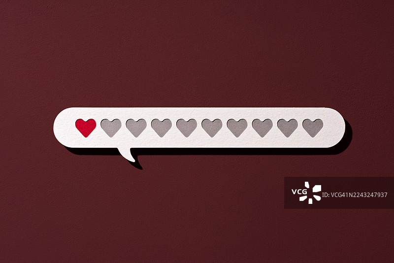 几乎为空的心脏健康指示器，纸艺图片素材