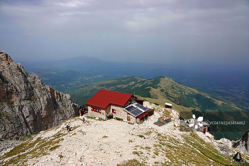 卡洛·弗兰凯蒂避难所，海拔2433米图片素材