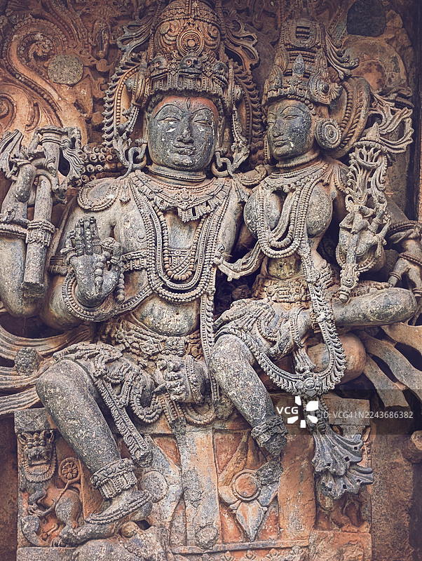 霍萨拉什瓦拉寺(Hoysaleshwara temple),又称黑勒比杜寺(Halebidu temple),是一座建于12世纪的印度教神庙,供奉湿婆神,位于印度卡纳塔克邦的黑勒比杜,曾是霍萨拉王朝的首都。该寺是联合国教科文组织世界遗产,属于“霍萨拉神圣建筑群”的一部分。图片素材