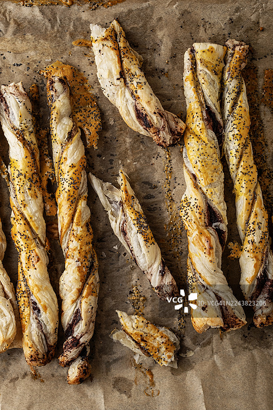 橄榄酥皮条。酥皮条。面包条。图片素材