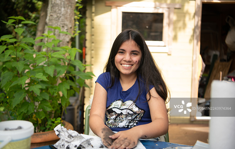 果汁盒蚀刻：利用果汁盒内部制作单版印刷图片素材