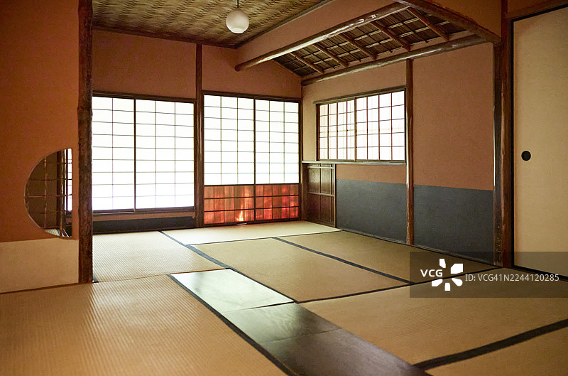 空茶室里铺设的榻榻米图片素材