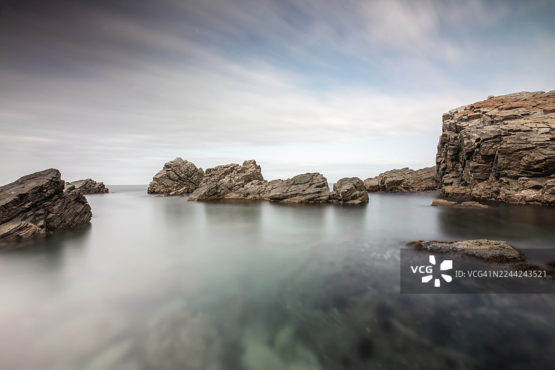 江原道三陟市近德面岩石的长曝光照片图片素材