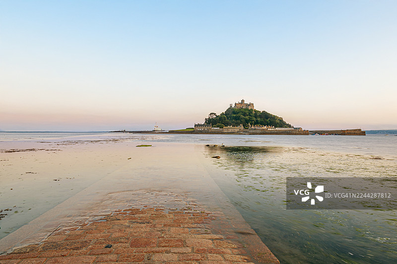 康沃尔，圣迈克尔山，低潮时图片素材