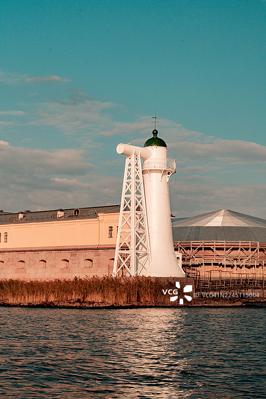 喀琅施塔得的尼古拉耶夫灯塔，位于芬兰湾，波罗的海图片素材