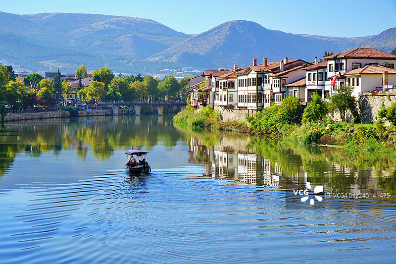 安纳托利亚阿马西亚的奥斯曼帝国水滨宅邸图片素材