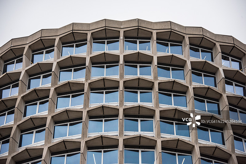 伦敦太空之家预制混凝土网格模块图片素材