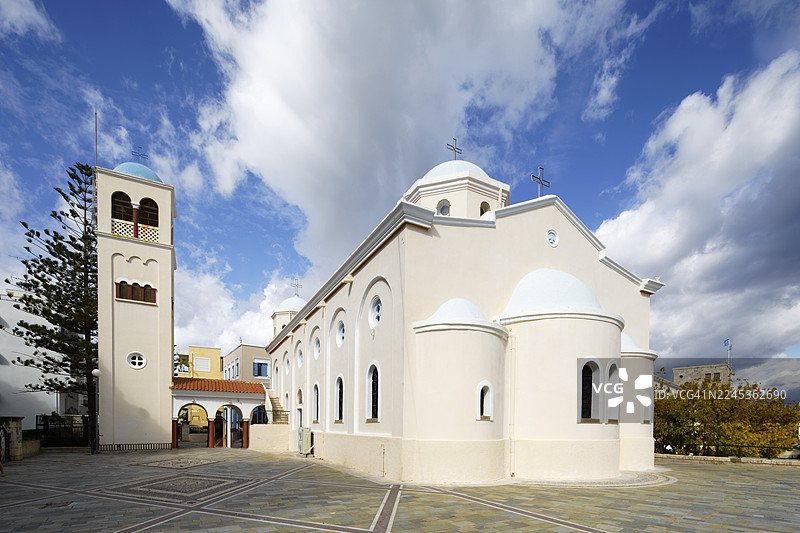 钟楼背景，圣帕拉斯凯维教堂，圣帕拉斯凯维广场，建于1931-1932年，科斯和尼西罗斯东正教大都会区，老城区，科斯镇，科斯岛，佐泽卡尼撒群岛，希腊图片素材