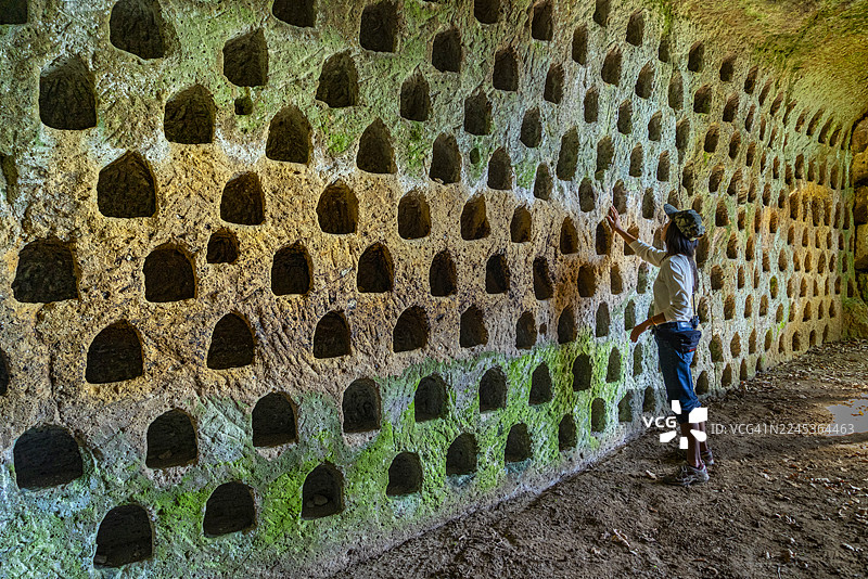 托斯卡纳，维托扎地下城的遗址图片素材