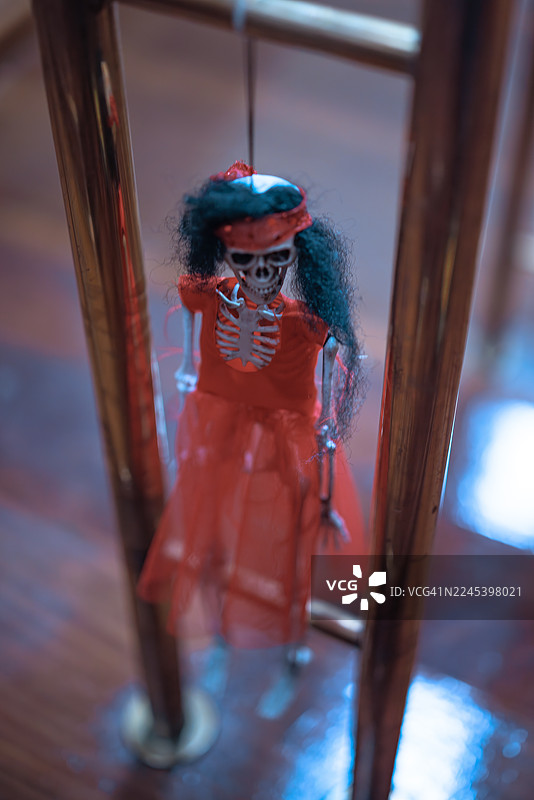 万圣节展示，以红色骷髅为特色图片素材