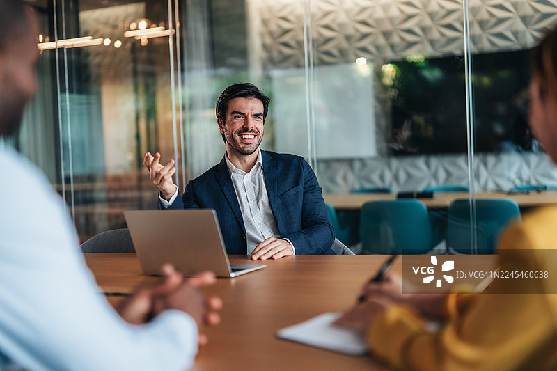 为新协议举行的商务会议图片素材