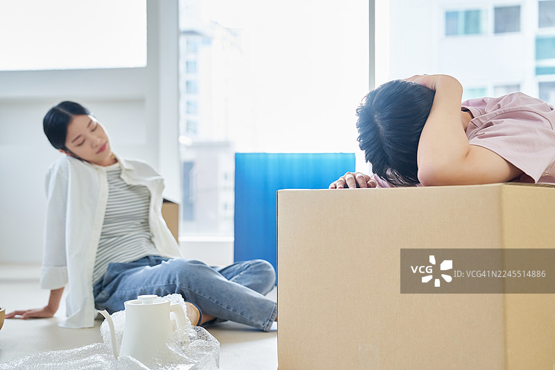 公寓预售，申请公寓，搬家，20多岁，新家，整理图片素材