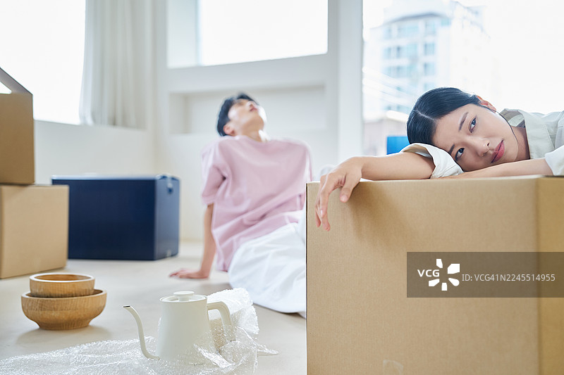 公寓预售，申请公寓，搬家，20多岁，新家，整理图片素材