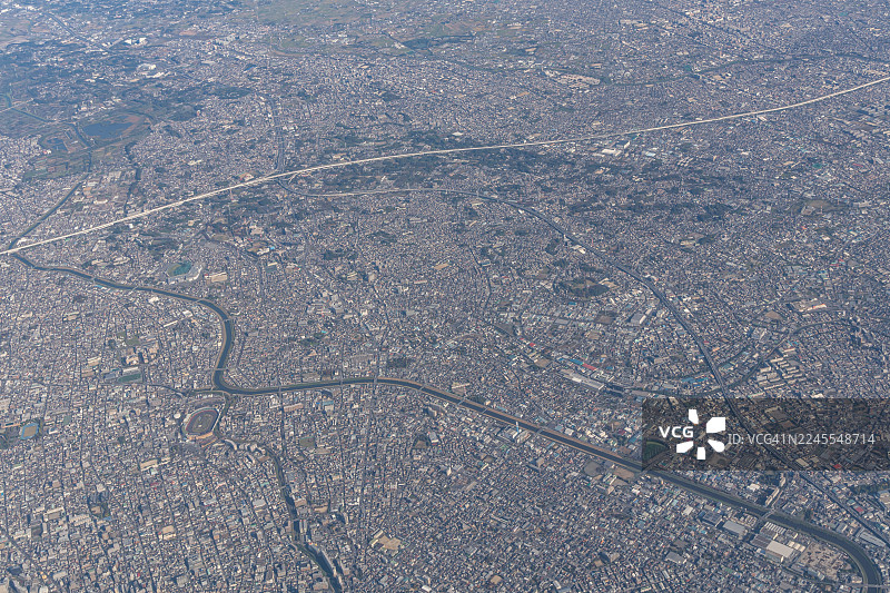 从飞机上俯瞰日本埼玉县川口市图片素材