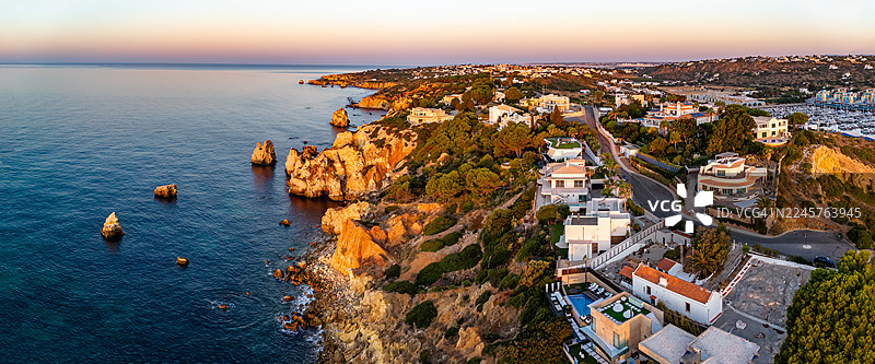 葡萄牙阿尔加维，阿尔布费拉老城的鸟瞰图图片素材