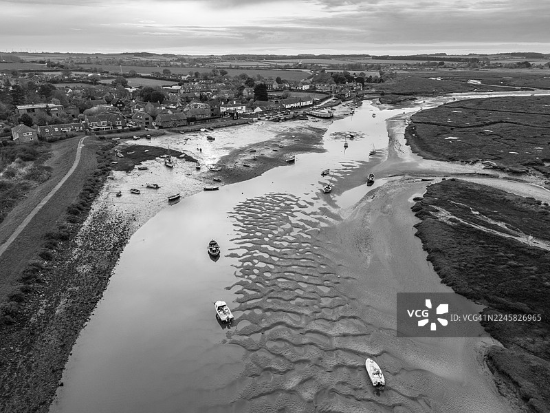 伯纳姆奥弗里斯坦德黑白风景图片素材