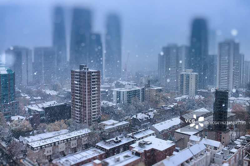雪中秋景微缩城市，移轴摄影图片素材