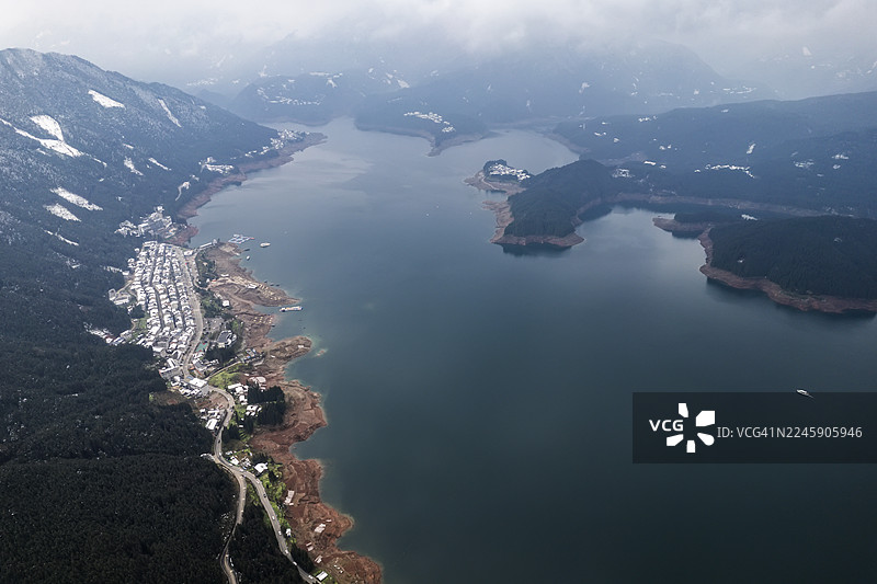 四川焉支山冬季雪景航拍图片素材