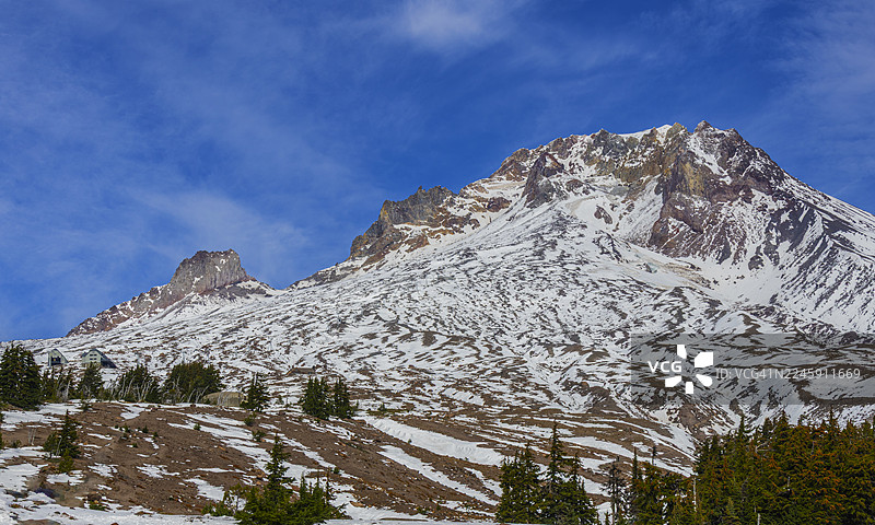 2025年10月16日 胡德山山峰和照明岩图片素材