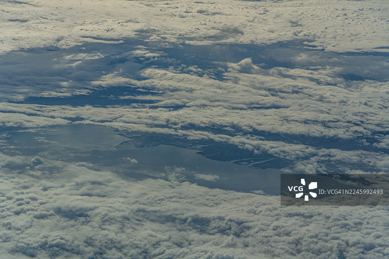 从飞机上俯瞰日本长崎的云仙图片素材