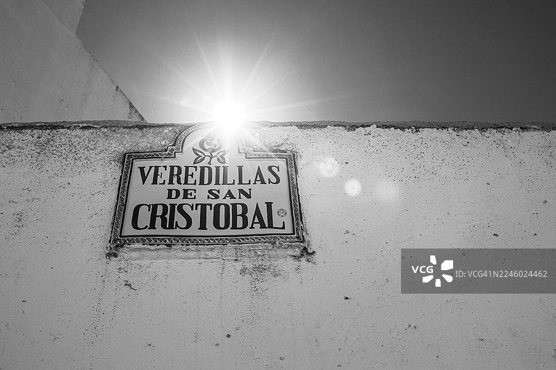 格拉纳达旅行图片 - 路标信号弹图片素材