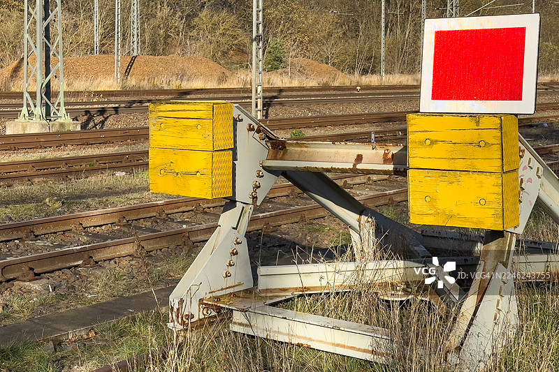 铁路股道的缓冲器图片素材