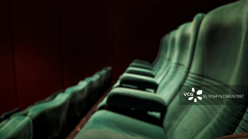 电影院空荡的座位图片素材