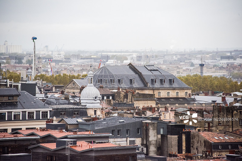 从佩伯兰塔望向波尔多大剧院和孔斯广场图片素材
