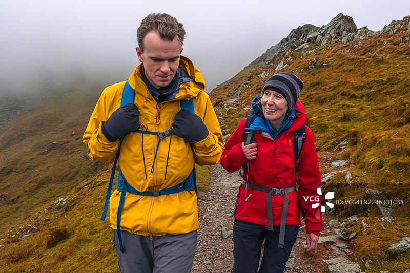 母子，海尔维林，湖区，英格兰图片素材