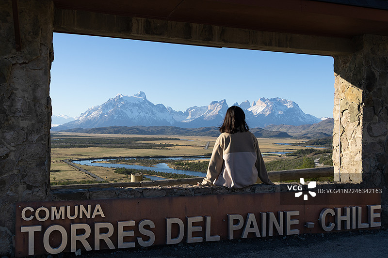 智利百内塔国家公园指示牌图片素材