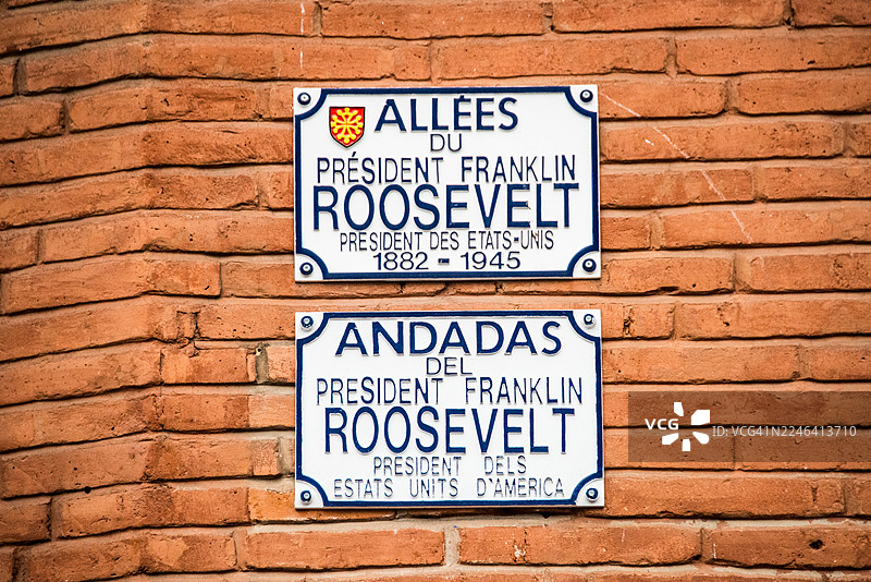 双语版富兰克林·罗斯福总统大道街牌图片素材