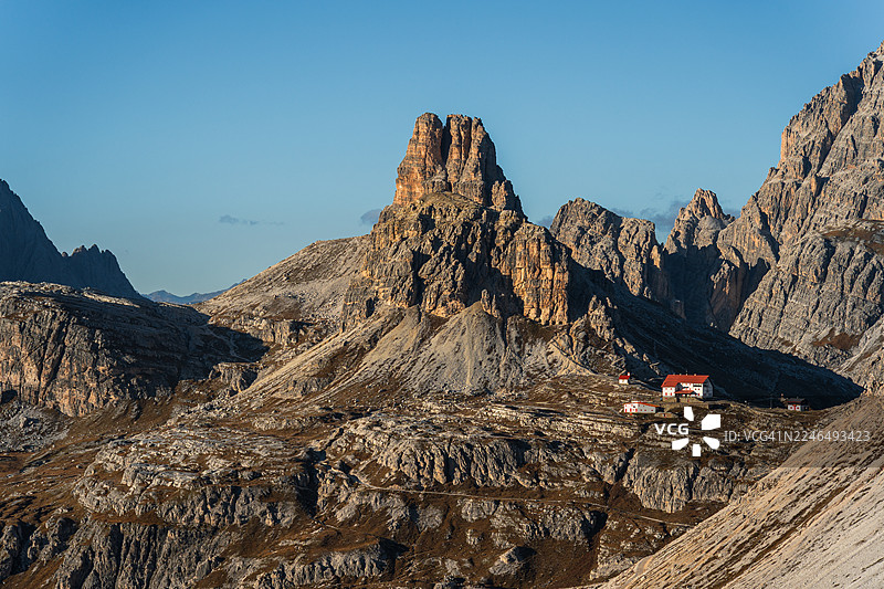 意大利多洛米蒂特雷切梅迪拉瓦雷多风景图片素材