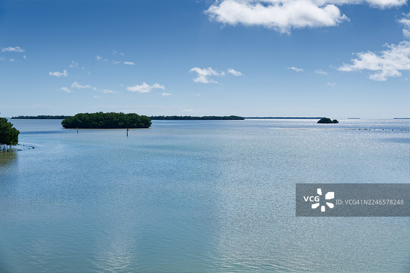 佛罗里达湾的红树林和低洼岛屿图片素材